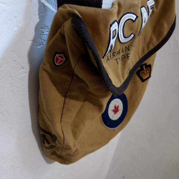 Red Canoe | RCAF Brown Messenger Bag - Picture 3 of 14